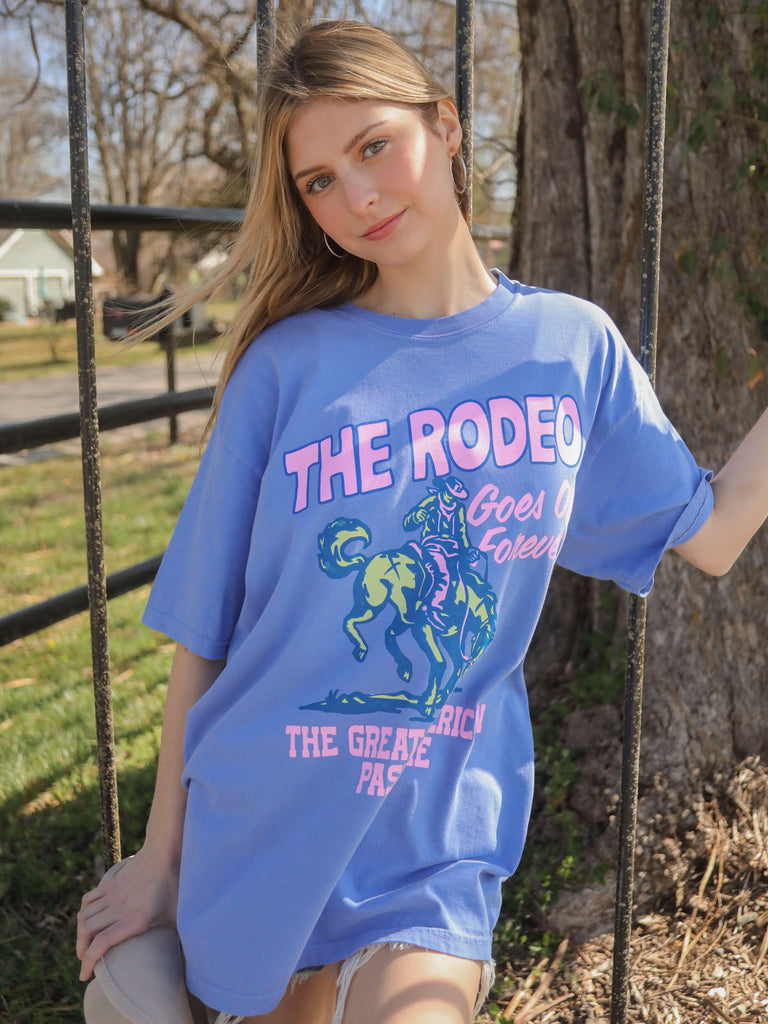 RODEO GOES ON FOREVER TEE