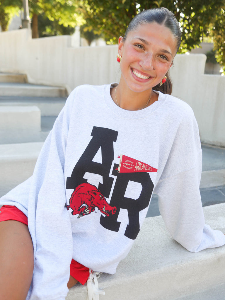 AR PENNANT VAULT SWEATSHIRT