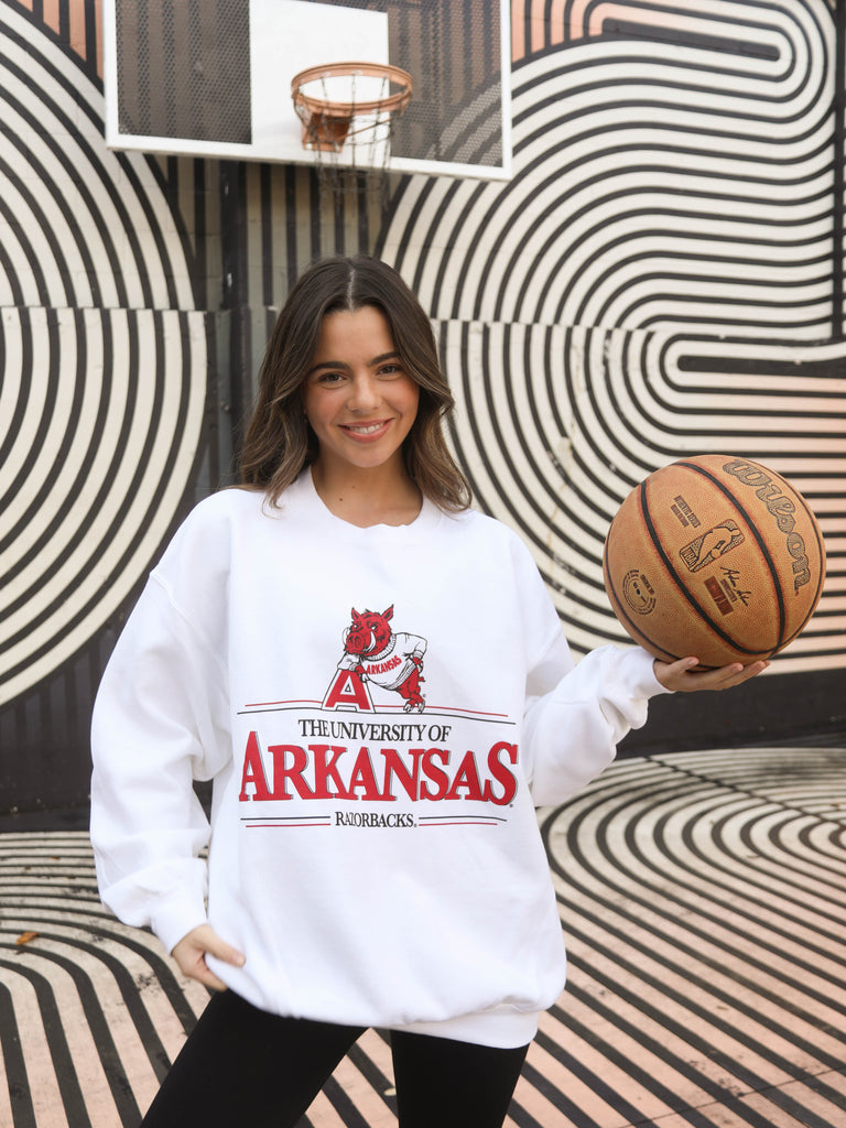 UNIVERSITY OF ARKANSAS VAULT SWEATSHIRT - WHITE