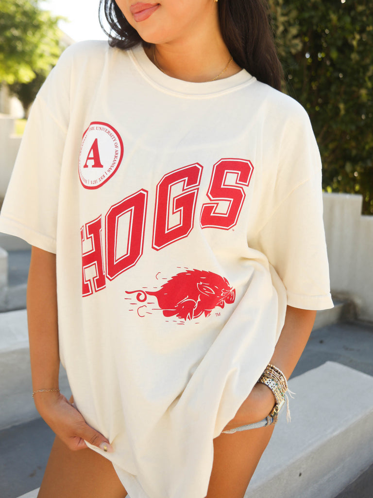 HOGS BADGE TEE