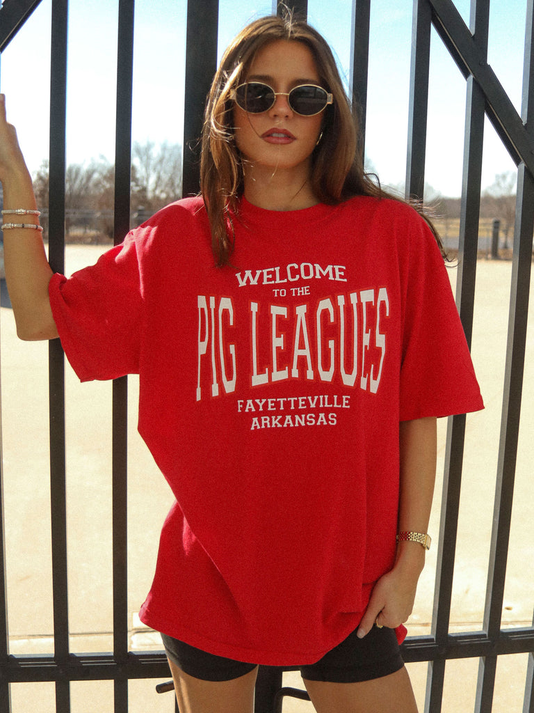 PIG LEAGUES TEE - RED