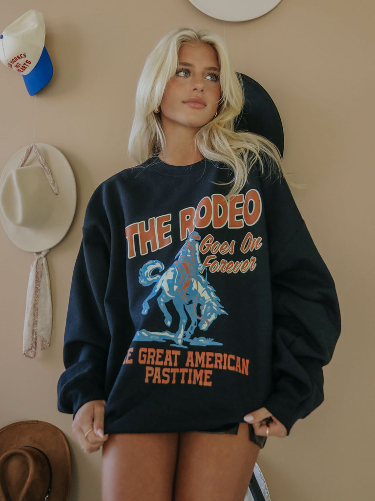 Collegiate Rodeo Merch RODEO FOREVER SWEATSHIRT - BLACK | Charlie Southern
