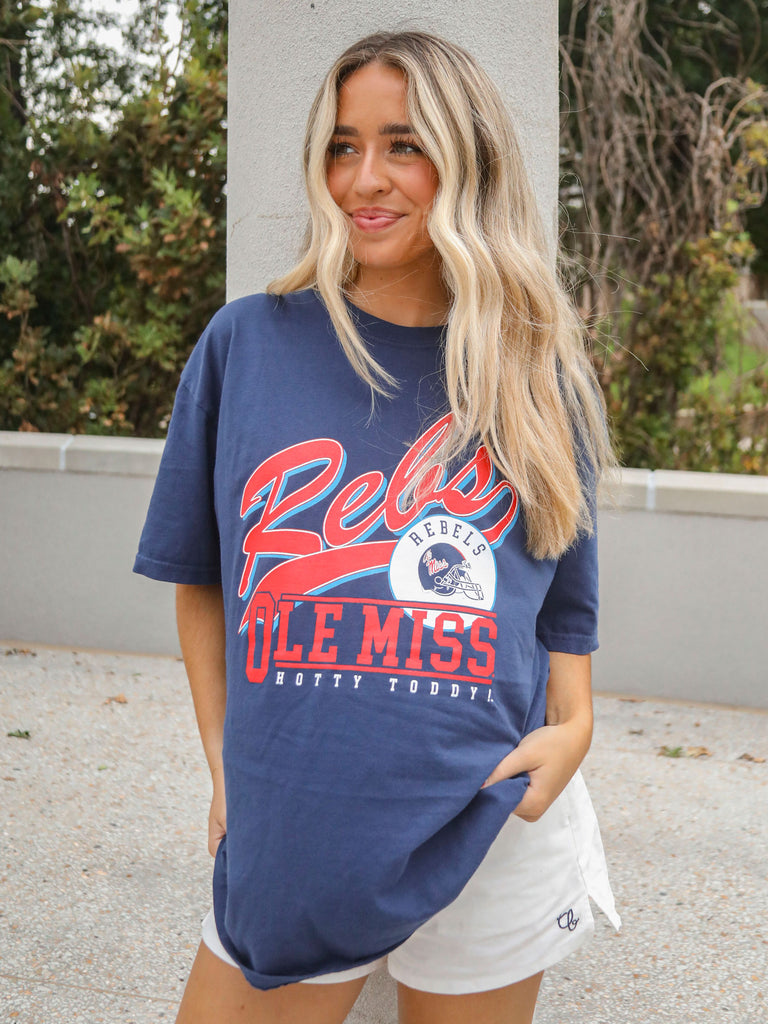 REBS SCRIPT TEE