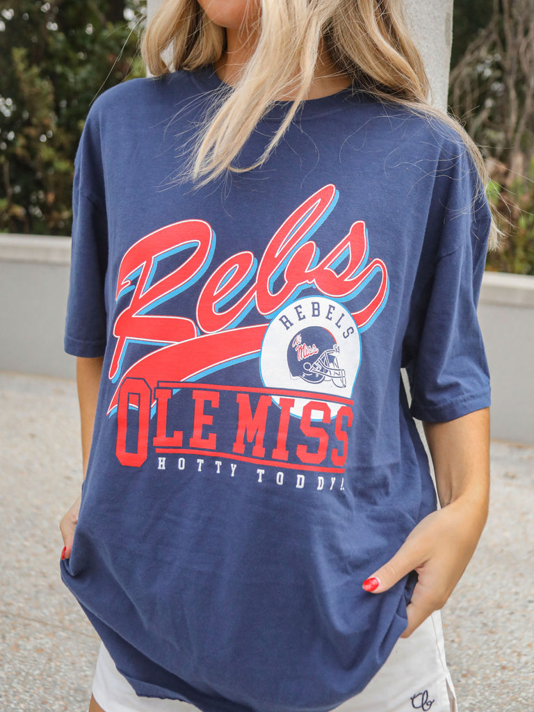 REBS SCRIPT TEE